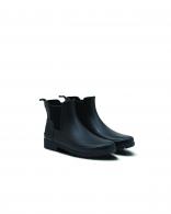 Womens Refined Slim Fit Chelsea Boots Black